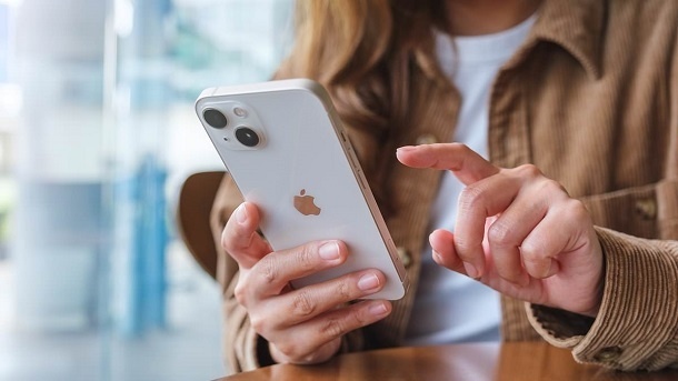 قیمت جدید گوشی های آیفون 14 و 15 در بازار 1402/11/01